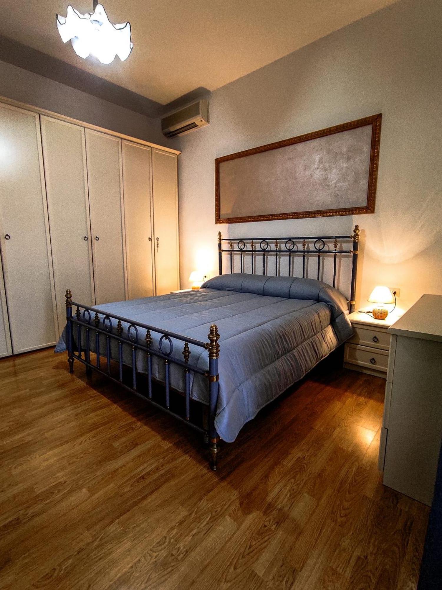 Appartamento Casa GIULIA al centro di Olbia Esterno foto